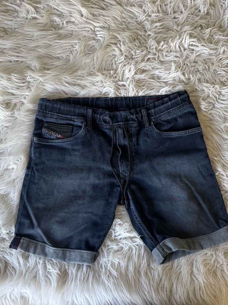 Diesel Joggjeans Short - Waist 30